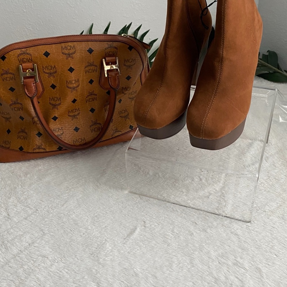 Rue21 Tan Ankle Boots